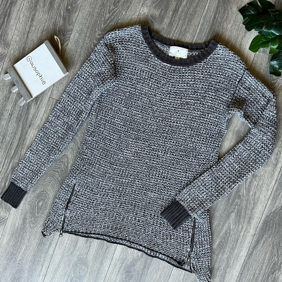Ruby Moon Chunky Knit Zippered Flared Hem Crewneck Fitted Sweater Size M - Picture 2 of 11